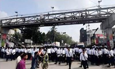 সায়েন্সল্যাব মোড়ে  আবারো ঢাকা কলেজ শিক্ষার্থীদের অবরোধ