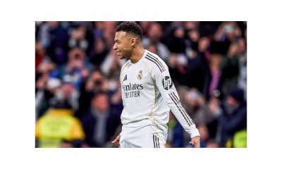 জন্মদিনে দলকে জেতালেন এমবাপে