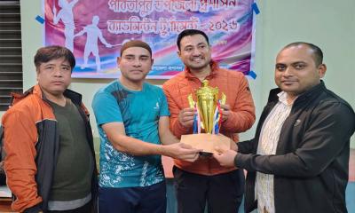 পার্বতীপুরে ব্যাডমিন্টন টুর্নামেন্ট