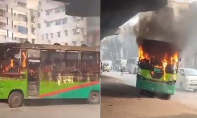 রাজধানীতে বাসে আগুন
