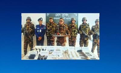 যশোরে অস্ত্র ও গোলাবারুদ উদ্ধার