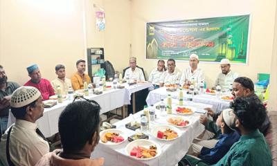 সিংগাইরে সাংবাদিকদের ইফতার মাহফিল অনুষ্ঠিত