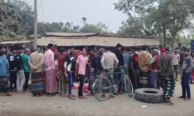 চাঁপাইনবাবগঞ্জের  ভুটভুটি-অটো সংঘর্ষে শিশু নিহত, আহত ৫