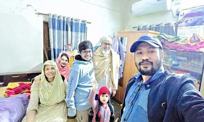 একই পরিবারের সড়কে ঝরল ৩ প্রাণ, আহত ৩