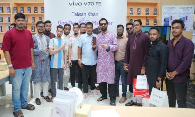তাহসানকে ঘিরে ভিভো বৈশাখ স্টোরে ব্যাপক সাড়া