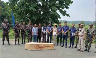 বাংলাদেশি যুবকের মরদেহ হস্তান্তর করল বিএসএফ