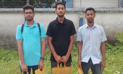 পাবিপ্রবি ছাত্রী হল মসজিদে ছাত্রশিবিরের পক্ষ থেকে উপহার