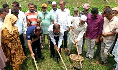কুষ্টিয়ার মিরপুরে খাল পুনঃখননের উদ্বোধন