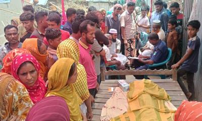 জীবননগরে  মায়ের সামনে প্রাণ গেলো শিশু রোজার