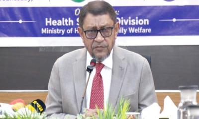 সংকট কাটলে টিকা তদন্তে সিদ্ধান্ত: স্বাস্থ্যমন্ত্রী