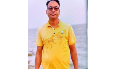 লক্ষ্মীপুরে আ. লীগ নেতাসহ গানের আড্ডা, পুলিশ কর্মকর্তা ক্লোজ