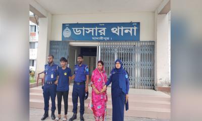পৃথক অভিযানে  ইয়াবাসহ দুই মাদক কারবারি গ্রেফতার