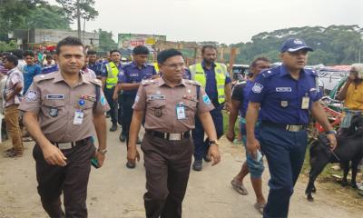 মুকসুদপুর সদর গরুহাটা পরিদর্শন করলেন জেলা পুলিশ সুপার মো. হাবিবুল্লাহ