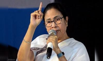 বাংলাদেশের হত্যাকাণ্ড নিয়ে মুখ খুললেন মমতা