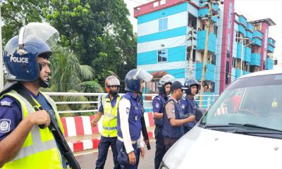 জুড়ীতে আইনশৃঙ্খলা পরিস্থিতি স্বাভাবিক রাখতে পুলিশের বিশেষ মহড়া