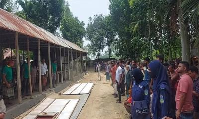 আদালতের নির্দেশে দখল মূক্ত হলো মাদ্রাসার জমি