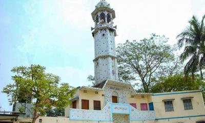 শরীয়তপুরে ঐতিহাসিক বুড়ির হাট জামে মসজিদ