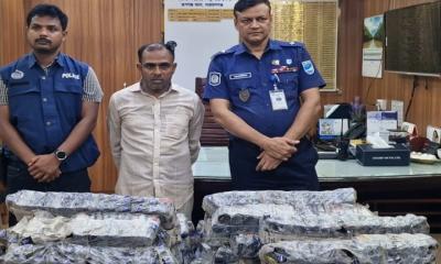 রূপগঞ্জে মাদক কারবারি গ্রেপ্তার, ট্রাক-সিএনজি জব্দ