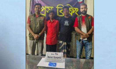 শার্শায় মাদক বিরোধী অভিযানে ইয়াবাসহ আটক ২