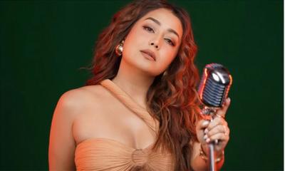 উত্তাল দিল্লি,শিক্ষার্থীদের সঙ্গে একাত্মতা প্রকাশ গায়িকা নেহা কক্করের