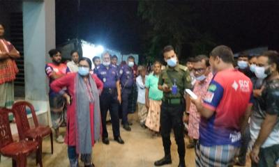 গোদাগাড়ীতে নাবা পোল্ট্রি ফার্মকে জরিমানা