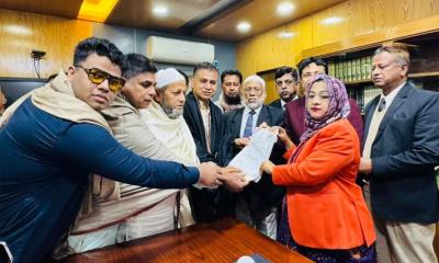 মনোনয়নপত্র জমা দিলেন ইঞ্জি শ্যামল
