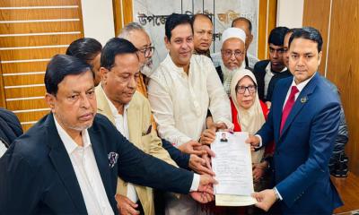 বিএনপি প্রার্থী দিপুর মনোনয়নপত্র দাখিল