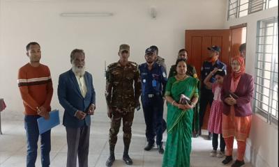নির্বাচনের বিভিন্ন ভোট কেন্দ্র পরিদর্শন করেন উপজেলা প্রশাসন