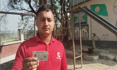 স্মার্ট কার্ড থাকার পরও ভোট দিতে না পারায় প্রবাসী যুবকের ক্ষোভ