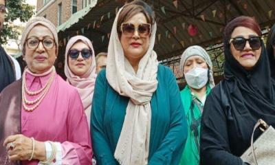 ভোট দিলেন চলচ্চিত্রের ‌‘সুচন্দা, ববিতা ও চম্পা‍‍`
