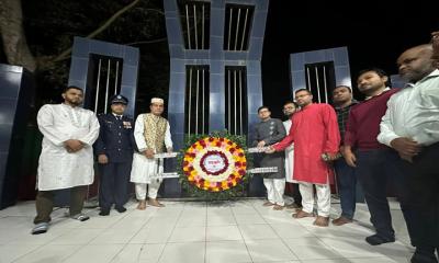 ভাষা শহীদের  শ্রদ্ধা জানালেন এমপি হিলালী