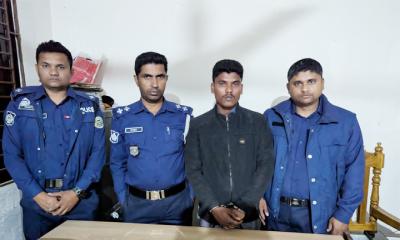 দশমিনায় ইয়াবাসহ যুবক আটক