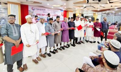 চট্টগ্রামস্থ ঢাকার ইসলামপুর বস্ত্র সমিতির সভাপতি শাহজাহান ও সম্পাদক মামুন