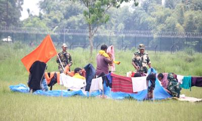রাষ্ট্রহীন সীমান্তবর্তী শূন্যরেখায় ৩ দিন ধরে ১০ জনের অবস্থান