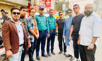 মোহাম্মদপুর ট্রাফিক সচেতনতায়  ওয়ারস-পুলিশের যৌথ অভিযান