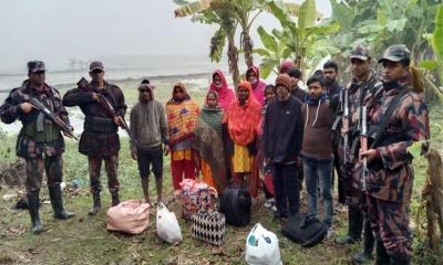 চামুশা সীমান্ত দিয়ে অবৈধ অনুপ্রবেশের দায়ে আটক ২৭