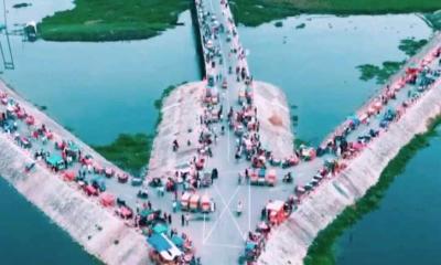 মাদারগঞ্জের সৌন্দর্যহানি ও ভ্রমণ অসুবিধায় পর্যটকদের ভোগান্তি