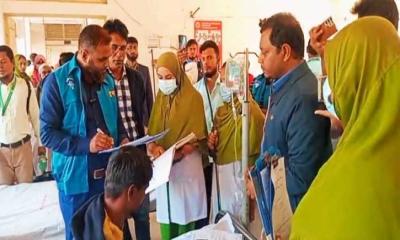 শ্রীপুর উপজেলা স্বাস্থ্য কমপ্লেক্সে দুদকের অভিযান