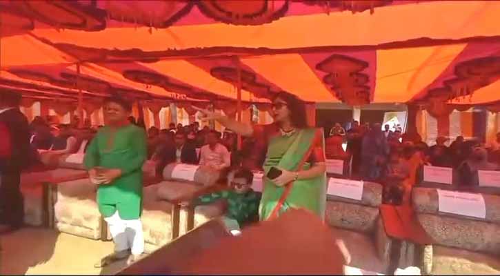 হোসেনপুরে সরকারি অনুষ্ঠানে দলীয় স্লোগান, ইউএনও‍‍`র হস্তক্ষেপ