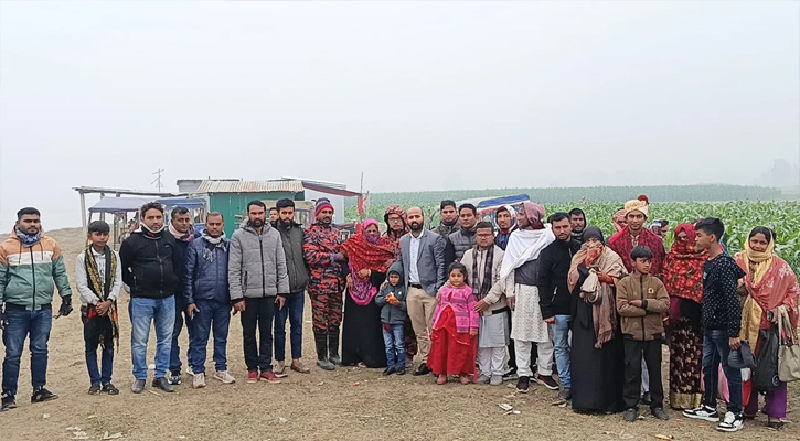 কুয়াশায় পথ হারিয়ে যমুনায় আটকে পড়া ৪৭ বরযাত্রী ১২ ঘণ্টা পর বাড়ি ফিরলেন