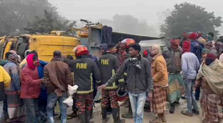 রাজশাহীতে সড়ক দূর্ঘটনায় মৃত্যু ৪