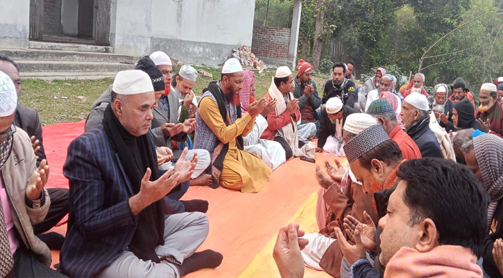 কোরআন খতম ও দোয়া মাহফিল