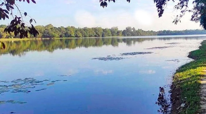 দিনাজপুরের রামসাগর ঐতিহাসিক ‘রামসাগর দিঘি’