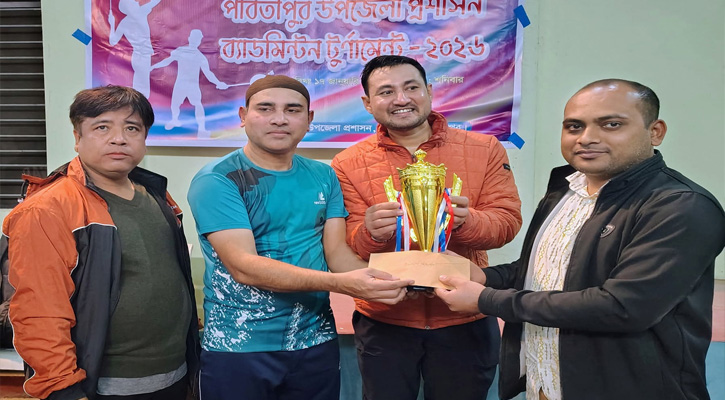 পার্বতীপুরে ব্যাডমিন্টন টুর্নামেন্ট