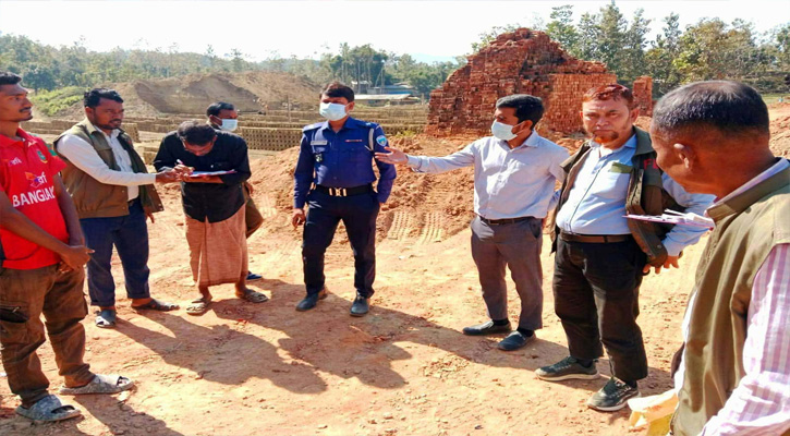আলীকদমে তিন ইটভাটাকে ৯ লাখ জরিমানা