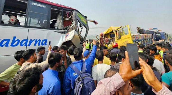 ভাঙ্গায় বাস-ট্রাকের মুখোমুখি সংঘর্ষে নিহত  ২, আহত ২৪