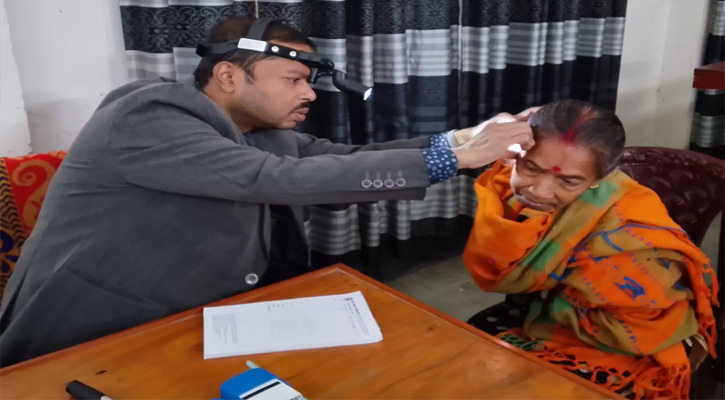 অভয়নগরে ফ্রি মেডিকেল ক্যাম্প