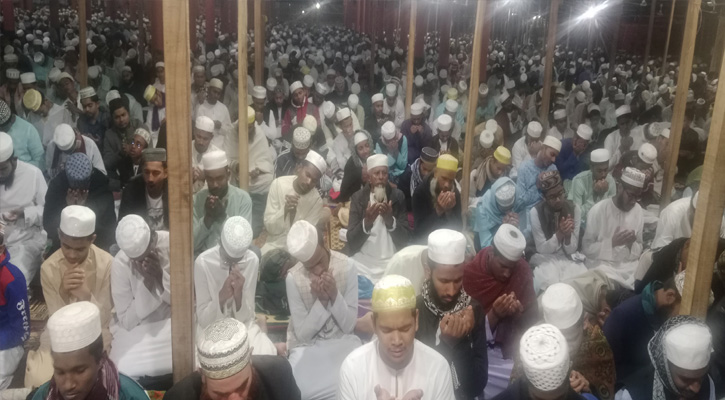ছারছীনা দরবার শরীফে যথাযথ মর্যাদায় শবে বরাত পালিত