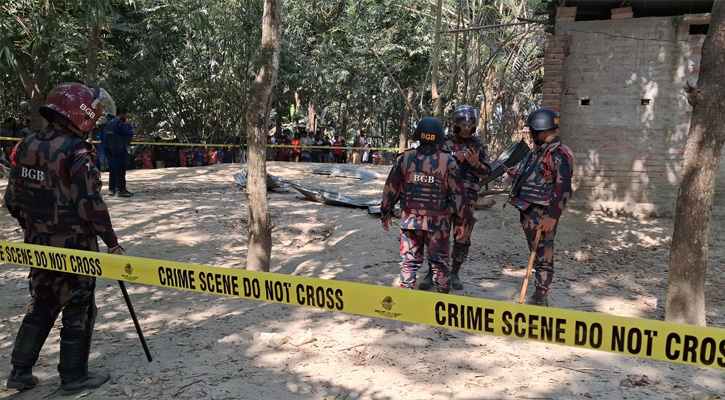 এলাকায় ত্রাস ও আধিপত্য সৃষ্টির জন্যই চলছিল ককটেল তৈরির কাজ