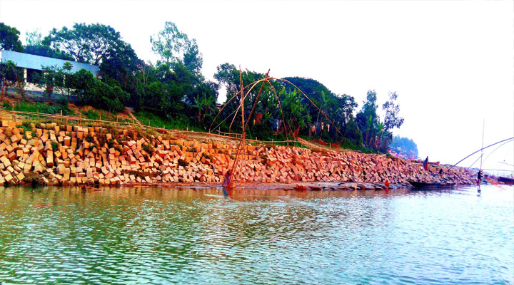 যমুনায় বাঁধ নির্মান হলেই বন্যায় রক্ষা পাবে দুইলাখ মানুষ